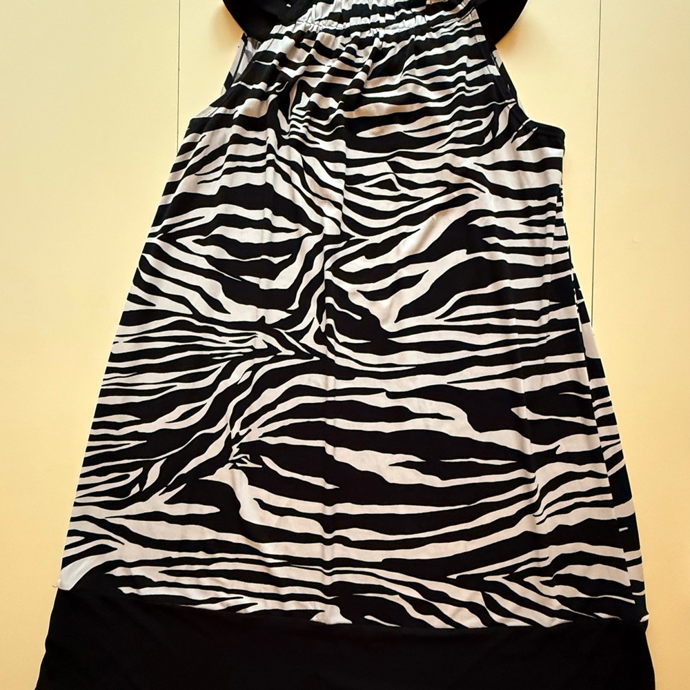 Notations Black And White Zebra Pattern Dress - image 3